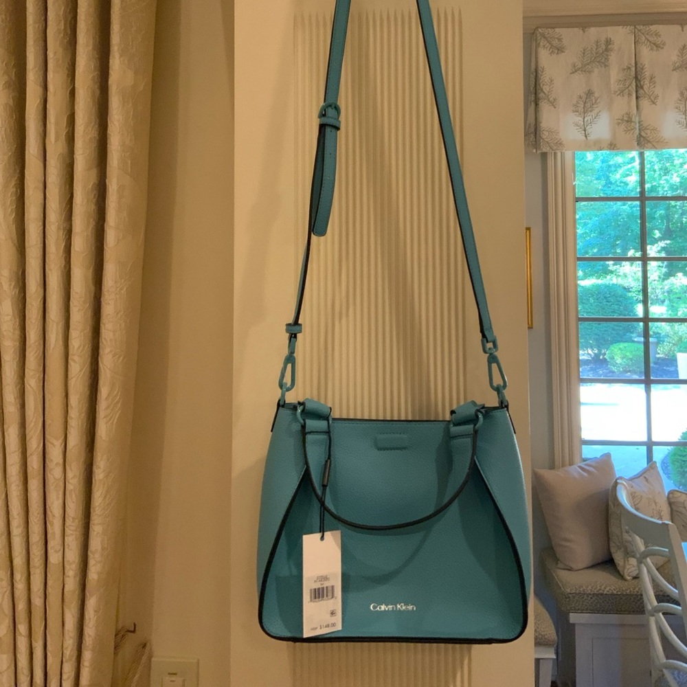 NWT Calvin Klein Purse shoulder strap/handles/detachable mini purse inside